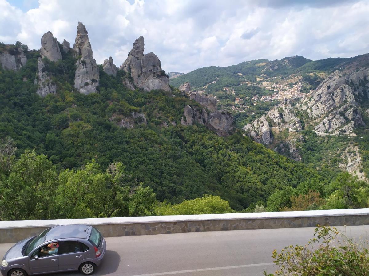 All Inbasilicata Bed & Breakfast Baragiano ภายนอก รูปภาพ
